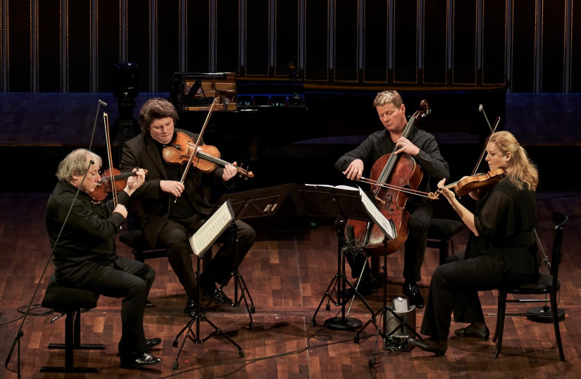 Listen to Schubert! ENCHORE