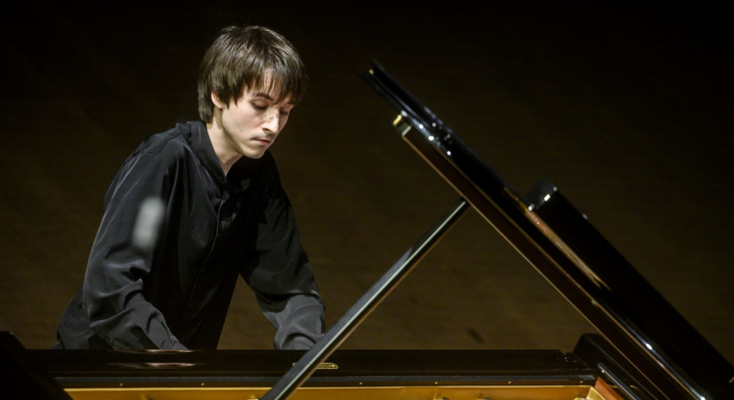 Ádám Szokolay Piano Recital