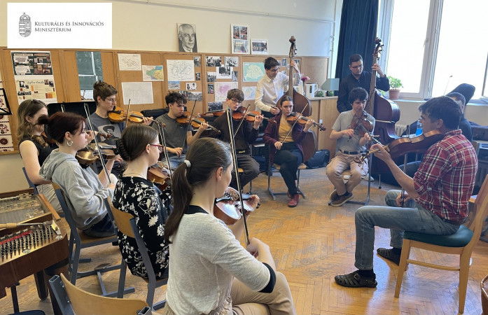 Népzenei kurzus a Bartók Konziban